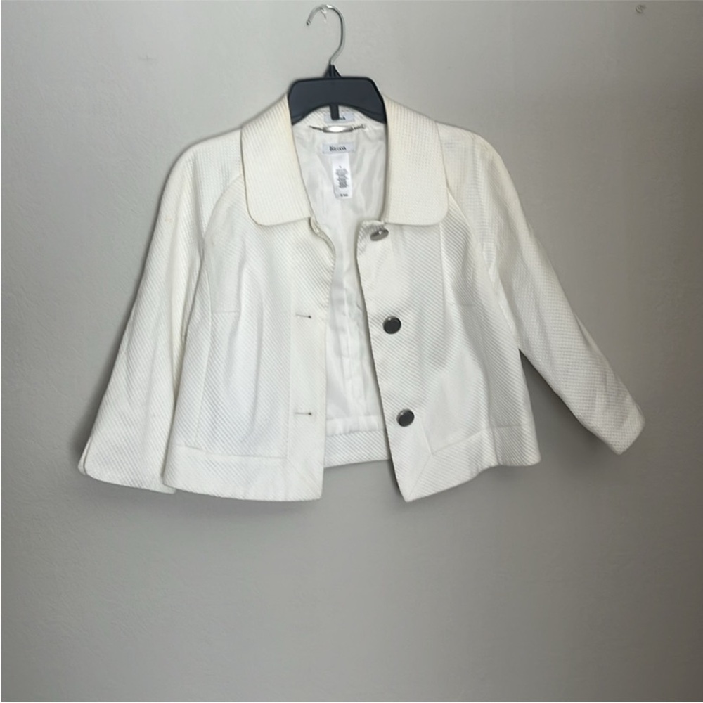 M Liz & co white spring jacket with wear
